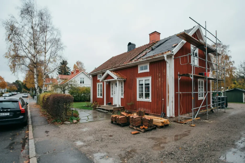 takrenovering steg f r steg s planerar du r tt material budget och tidsplan f r ditt hus